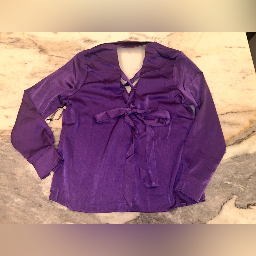 NWT Lulumari Open Tie Back Corset Elegant Purple Button Down‎ Shirt Size Medium